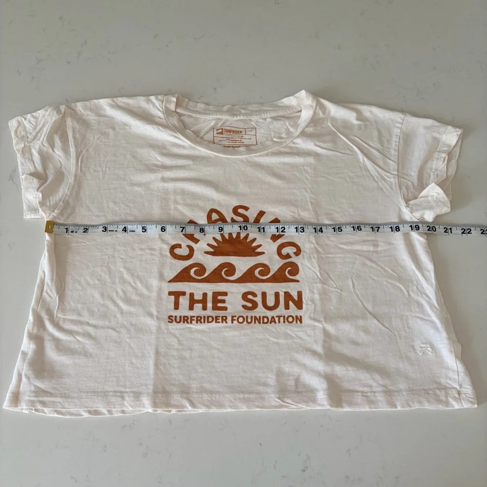 Surfrider Women's Chasing Sunsets Crop Tee- Size SM - Picture 3 of 10